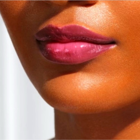 TATCHA Kissu Lip Mask Duo Lip Mask & Lip Mask Wisteria. Spatula swiped once each - Picture 5 of 15